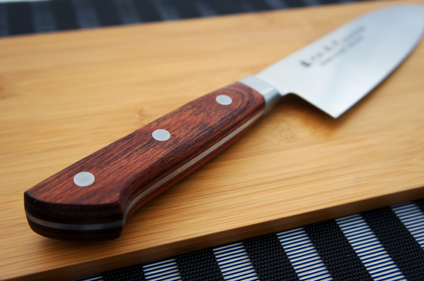 Satake Kotori Nóż Santoku 17 cm