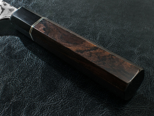 Takeshi Saji EBH Ręcznie kuty nóż Santoku 18 cm VG-10