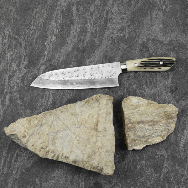 Takeshi Saji SRS-13 Jeleni róg Ręcznie kuty nóż Santoku 18 cm