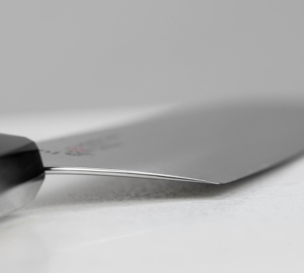 Mcusta Zanmai Beyond Aogami Super Nóż Santoku 18 cm