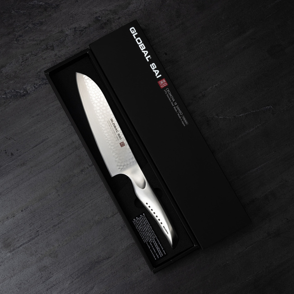Global SAI Nóż Santoku 19 cm