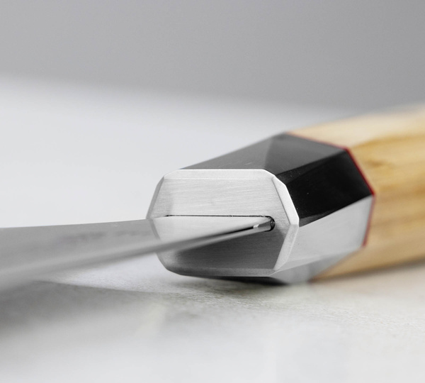 Mcusta Zanmai Beyond Aogami Super Nóż Santoku 18 cm