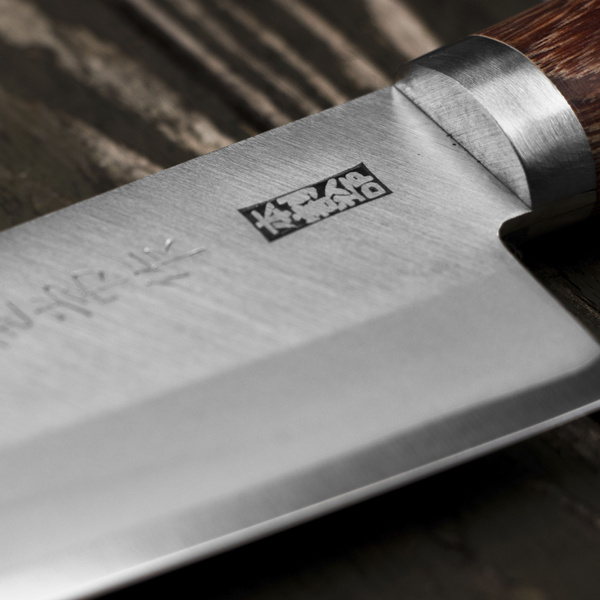 Kanetsune 2000 Shiro-2/SS Nóż Santoku 16,5 cm