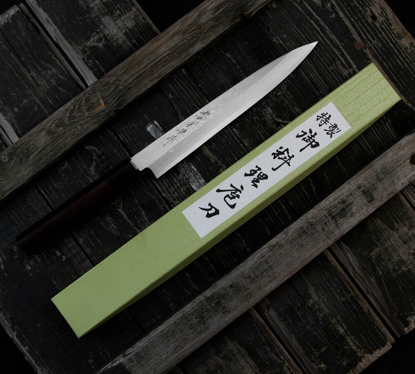 Hideo Kitaoka Shirogami Satin Damascus Nóż Yanagi Sashimi 21 cm