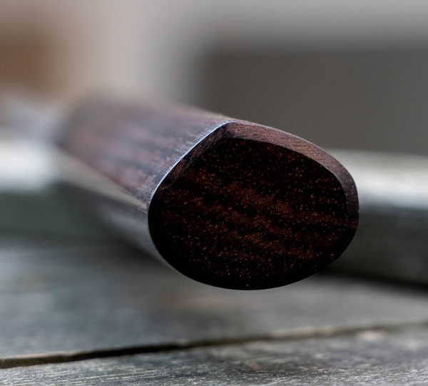 Hideo Kitaoka Shirogami Satin Damascus Nóż Yanagi Sashimi 21 cm