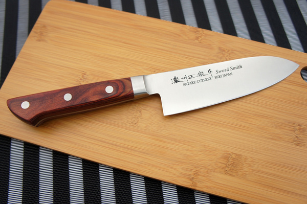 Satake Kotori Nóż Santoku 15 cm