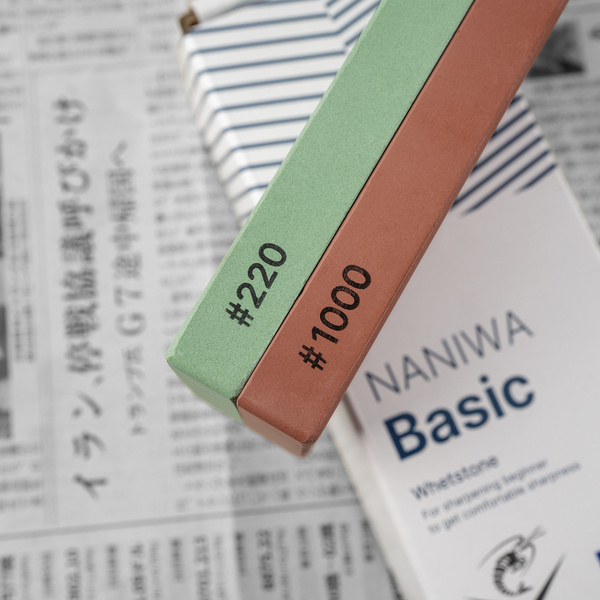 Naniwa Basic Dwustronny kamień do ostrzenia 220/1000