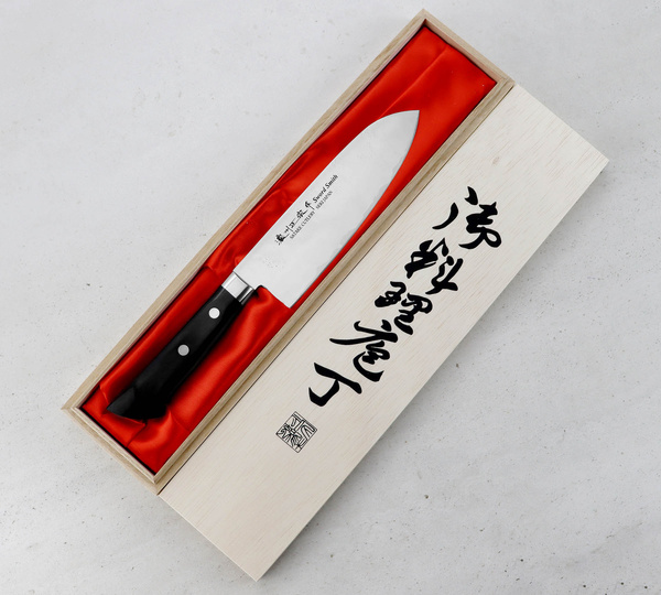 Satake Unique AUS-8 Nóż Santoku 17 cm