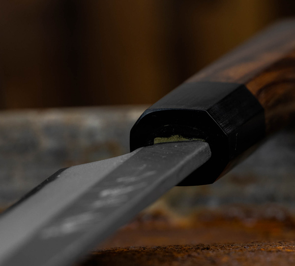 Hideo Kitaoka Shirogami Black Oktagon Nóż Yanagi 21 cm