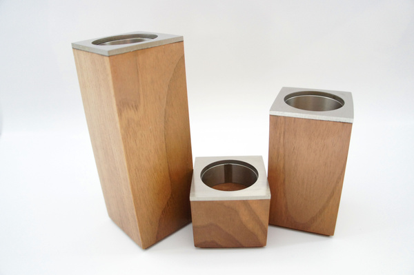 BREKA Zestaw 3 świeczników: 5,10,15cm / orzech