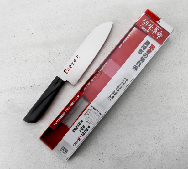 Kanetsugu Revolution-21 AUS-8 Nóż Santoku 16,5 cm